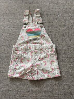 Colette Lilly Rainbow Heart Overall Shorts White Pink & Pastel Stripes. Size 3T